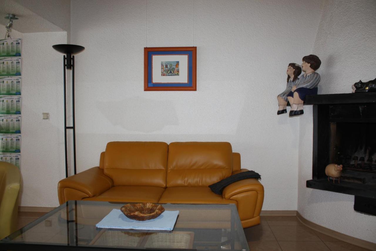 Apartment Charlotte Нойнкирхен Экстерьер фото